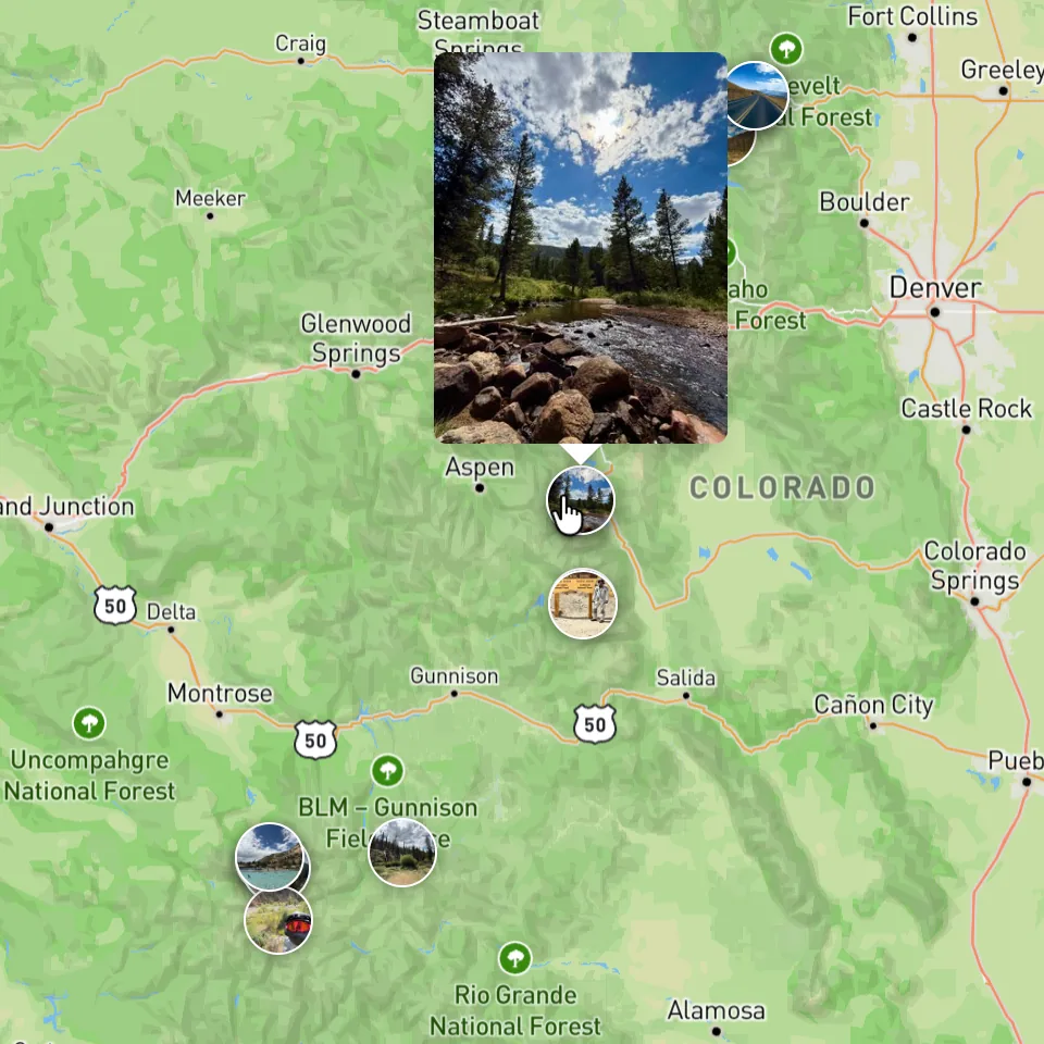 Photos pinned to GPS coordinates on the map